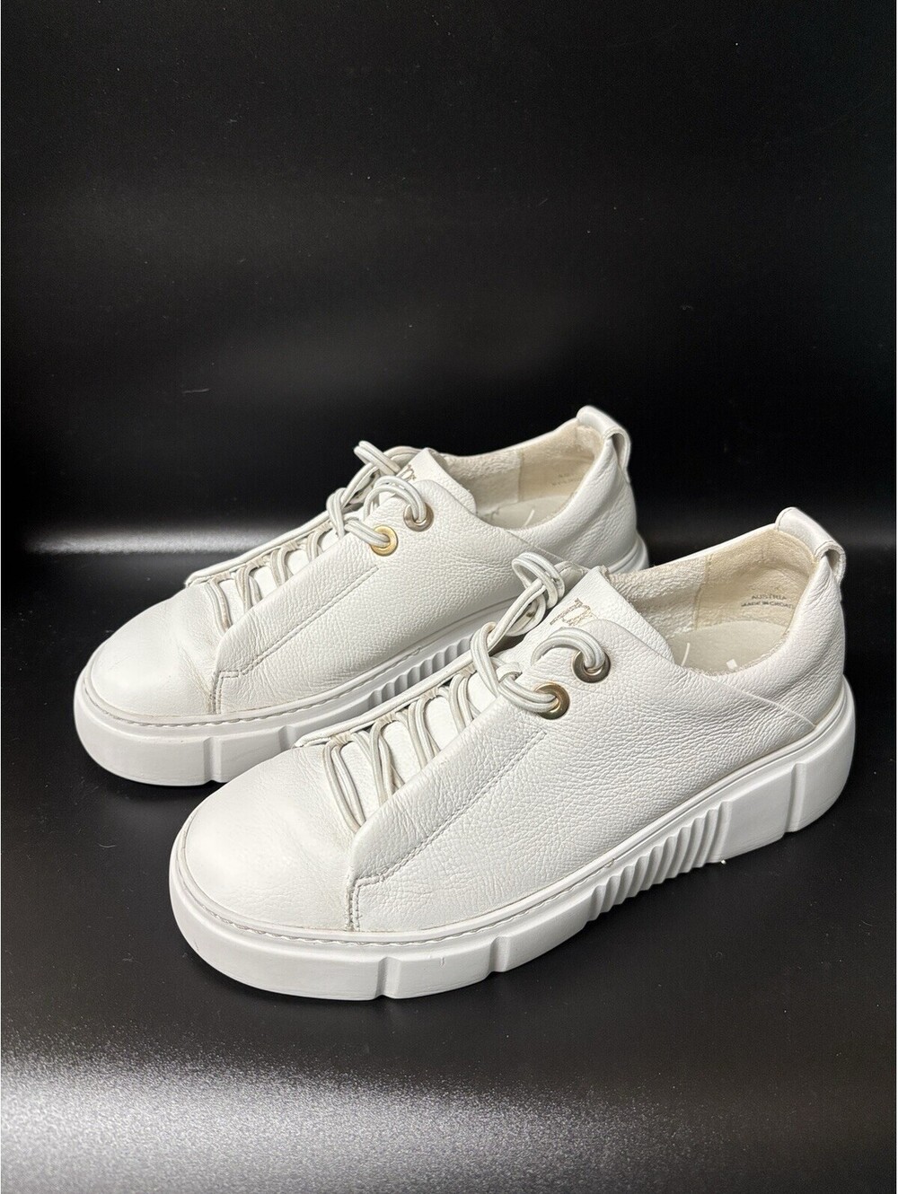 Paul Green Faye Sneaker in White Italian Leather and Gold Detailing Size 6 $378
